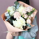 Авторский букет с розами