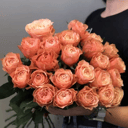 Букет из 25 пионовидных роз сорта Кахала