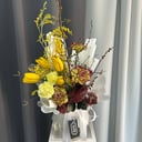 Авторский букет "Оэдо" из тюльпанов и мимоза