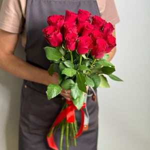 Букет «Красные розы 15 шт. 50 см»