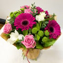 Букет «В ритме сердца» из роз и гербер