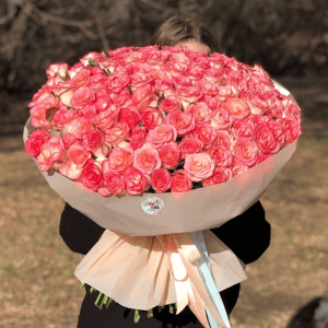 Букет-гигант из 131 розы