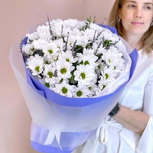Букет «Нежные белые хризантемы»