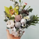 Подарочный набор «Горячая кружка» из хризантем и гвоздик