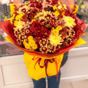 Букет из разных хризантем