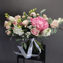 Авторский букет 1 из экзотических цветов и роз