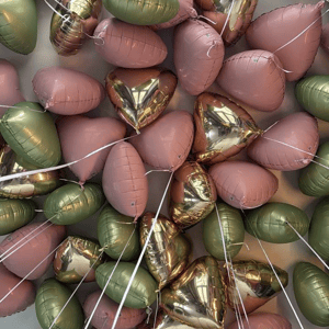 Шары под потолок с сердцами