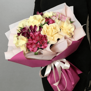 Букет "Лови момент" из альстромерий