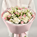 Букет «Версаль» из роз и гвоздик