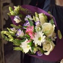 Букет Джейн Эйр из роз и эустом