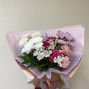 Букет «Рядом с тобой» из хризантем и альстромерий