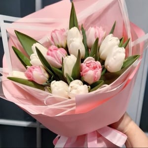 Нежный букет тюльпанов на 8 марта