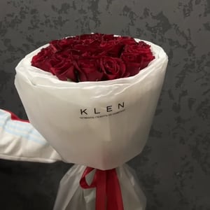 Букет «25 роз Кения высокие красные»