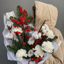 Букет «Яркий новый год» из гвоздик