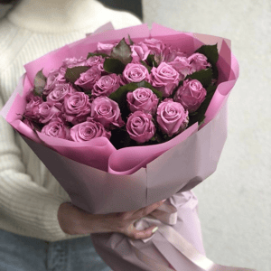 Букет 29 сиреневых роз