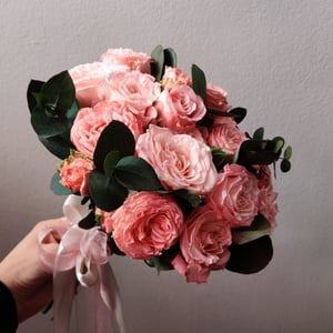 Букет невесты из пионовидной розы