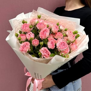 Букет кустовых роз Марина