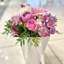 Коробка с цветами «Вдохновение» из роз и альстромерий