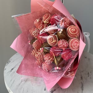 Букет из клубники в шоколаде