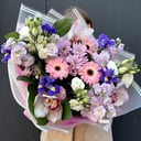 Букет "Для тебя" из ирисов и эустом