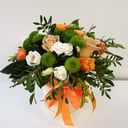 Шляпная коробка с цветами «Бриджит» из роз и эустом