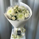 Букет с одноголовой хризантемой "Магнум" из альстромерий