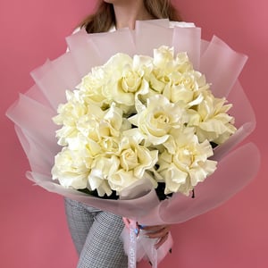 Букет «13 французских роз в упаковке»