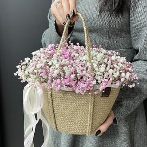 Корзина с цветами «Цветочный модерн» из гипсофил