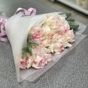 Букет «Розы с зеленью(9шт.)»