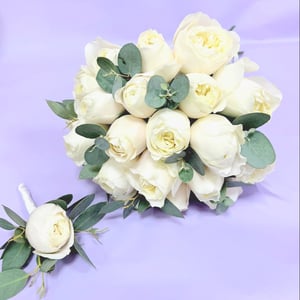 Букет невесты и бутоньерка "Пара"