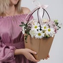 Коробка с цветами «Летнее свидание» из роз и хризантем