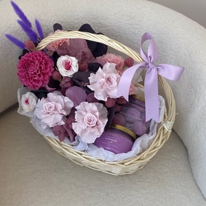 Корзина на 8 марта