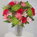 Фея леса из роз и хризантем