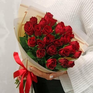Букет «Роза красная 25шт в упаковке»