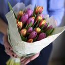 Букет «Тюльпаны в крафте»