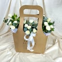 Коробка с цветами «Белоснежка» из роз