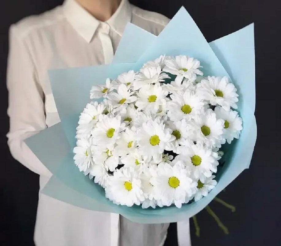 Букет из кустовых хризантем