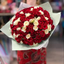 Букет «101 красная и белая роза»