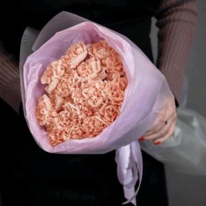 Букет "Персиковых гвоздик"