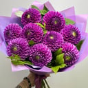 Букет «Фиолетовые георгины с малиной» из экзотических цветов