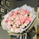 Букет из кустовой розы