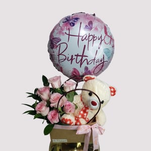 Подарочный набор «Счастье на день рождения» из роз
