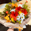 Букет «Оранжевое солнце» из хризантем и гербер