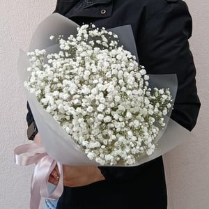 Букет белой гипсофилы