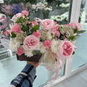 Коробка с цветами «Смысл жизни» из гвоздик