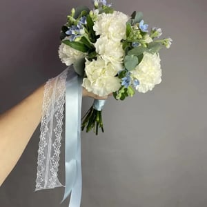 Букет невесты с незабудками