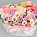 Подарочный набор «Чистое сердце уменьшенное» из роз и эустом