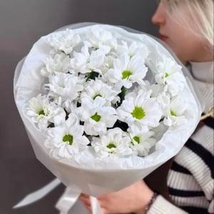 Букет из 3 хризантем