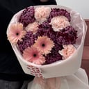 Букет с герберами и хризантемой бигуди