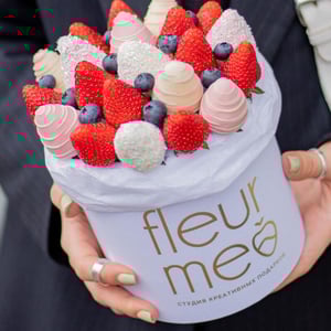 Клубничный бокс "Алерия" S